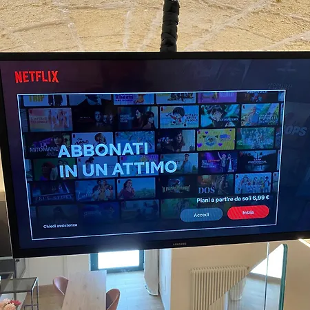 לינה וארוחת בוקר Il Melograno - & 4*