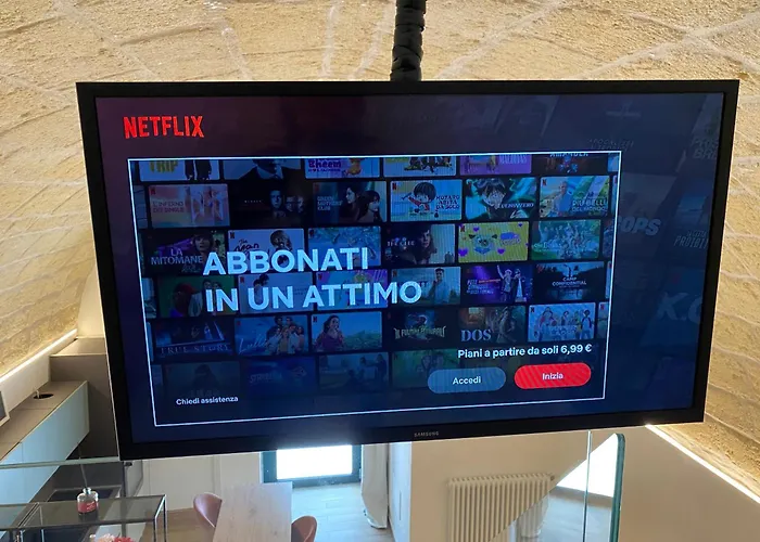 לינה וארוחת בוקר Il Melograno - & 4*